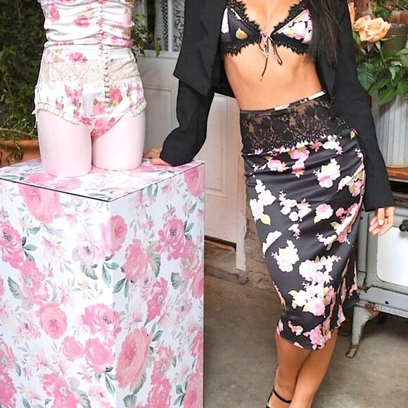 For Love and Lemons Skirt Floral Lace Midi Size XS - Picture 3 of 14